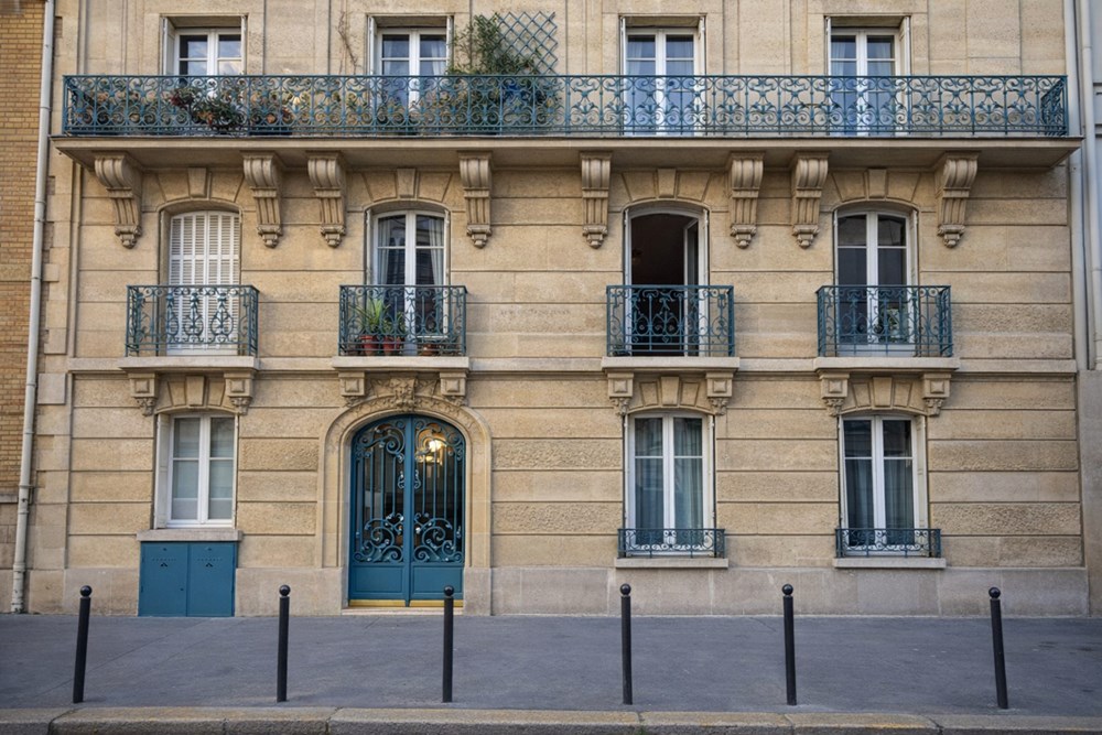 APPARTEMENT HAUSSMANNIEN T3 DE 87M² - PIECE DE VIE DOUBLE - ASCENSEUR - ECOLE MILITAIRE CAMBRONNE SEGUR - RARE - POSSIBILITE PROFESSION LIBERALE photo 5